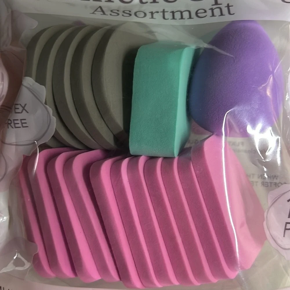 🩷FIRM PRICE🩷 Cosmetic Sponge Assortment -18pc